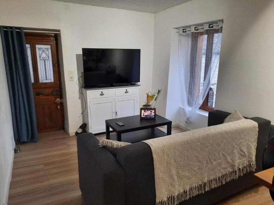 Logement Сент-Енімі Екстер'єр фото