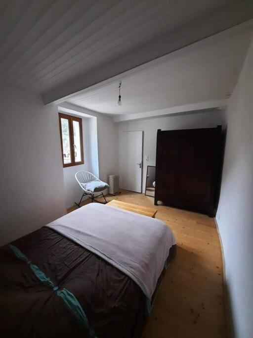 Logement Сент-Енімі Екстер'єр фото