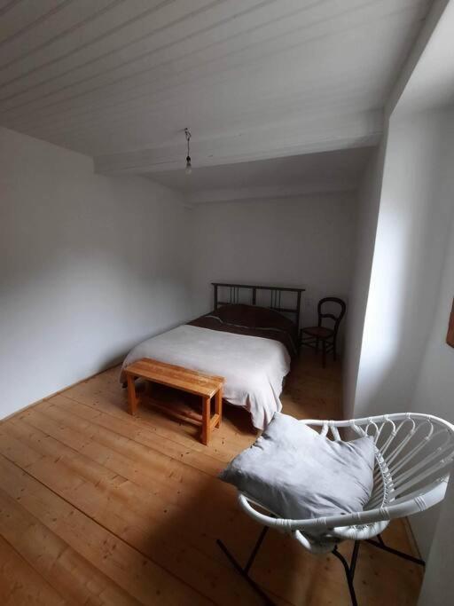 Logement Сент-Енімі Екстер'єр фото